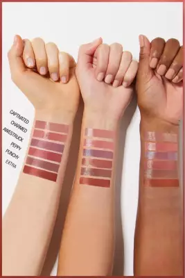 Maybelline New York Super Stay Vinyl Ink Uzun Süre Kalıcı Şeftali Tonlu Likit Parlak Ruj 35 Cheeky - 22